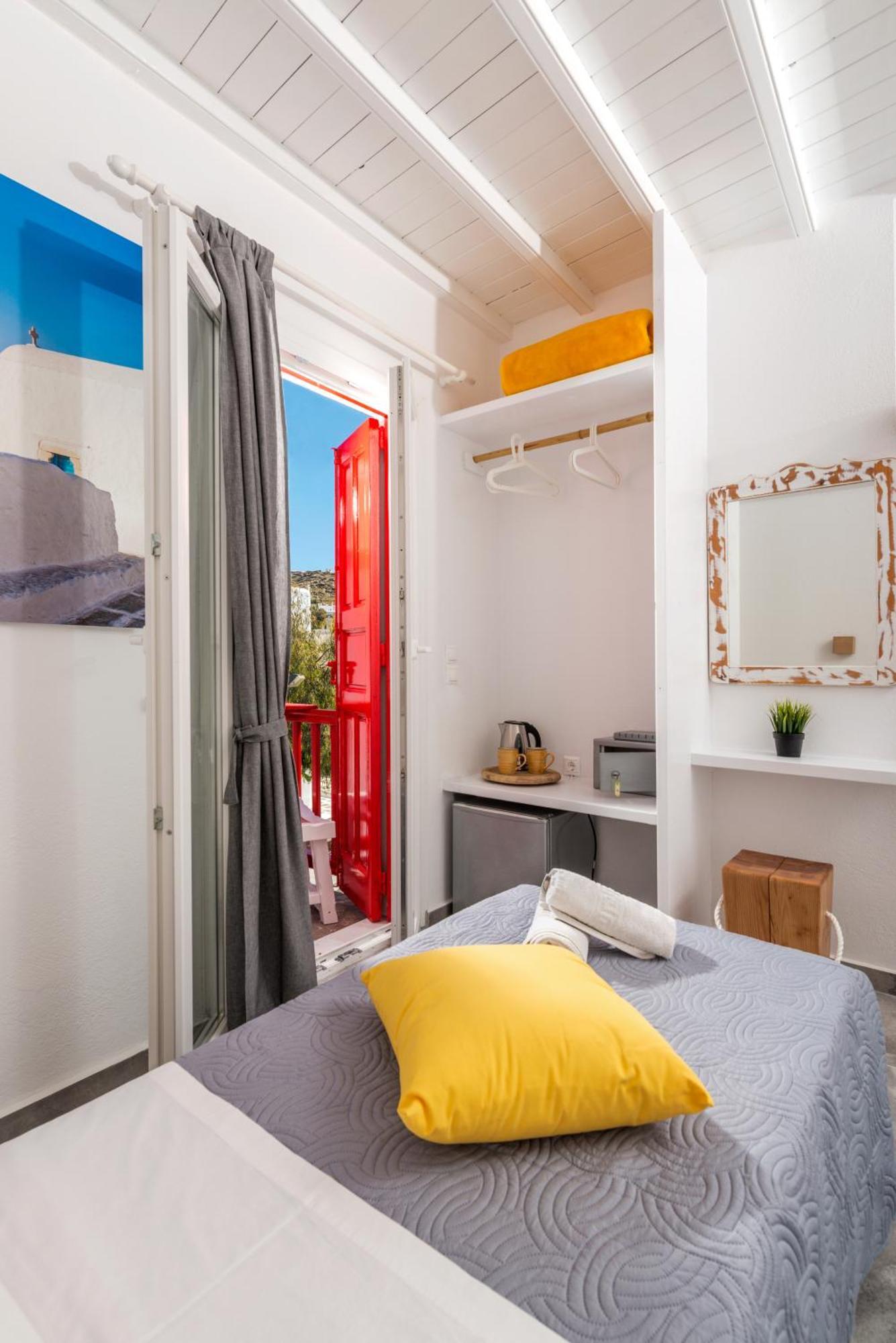Orpheas Rooms Mykonos Town Екстер'єр фото